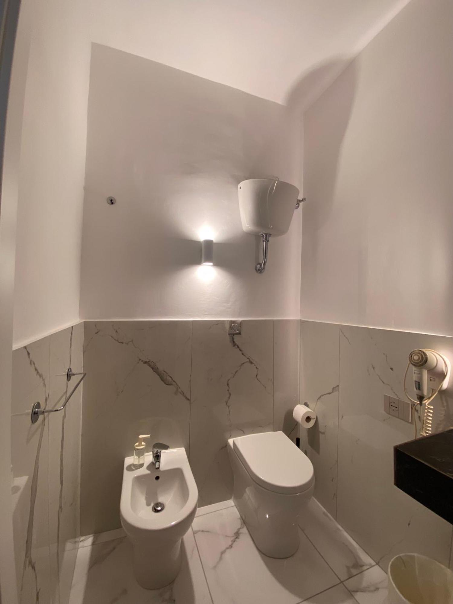 La Dimora Di Marti " Vicino Al Centro Storico Di Napoli" Bed & Breakfast エクステリア 写真