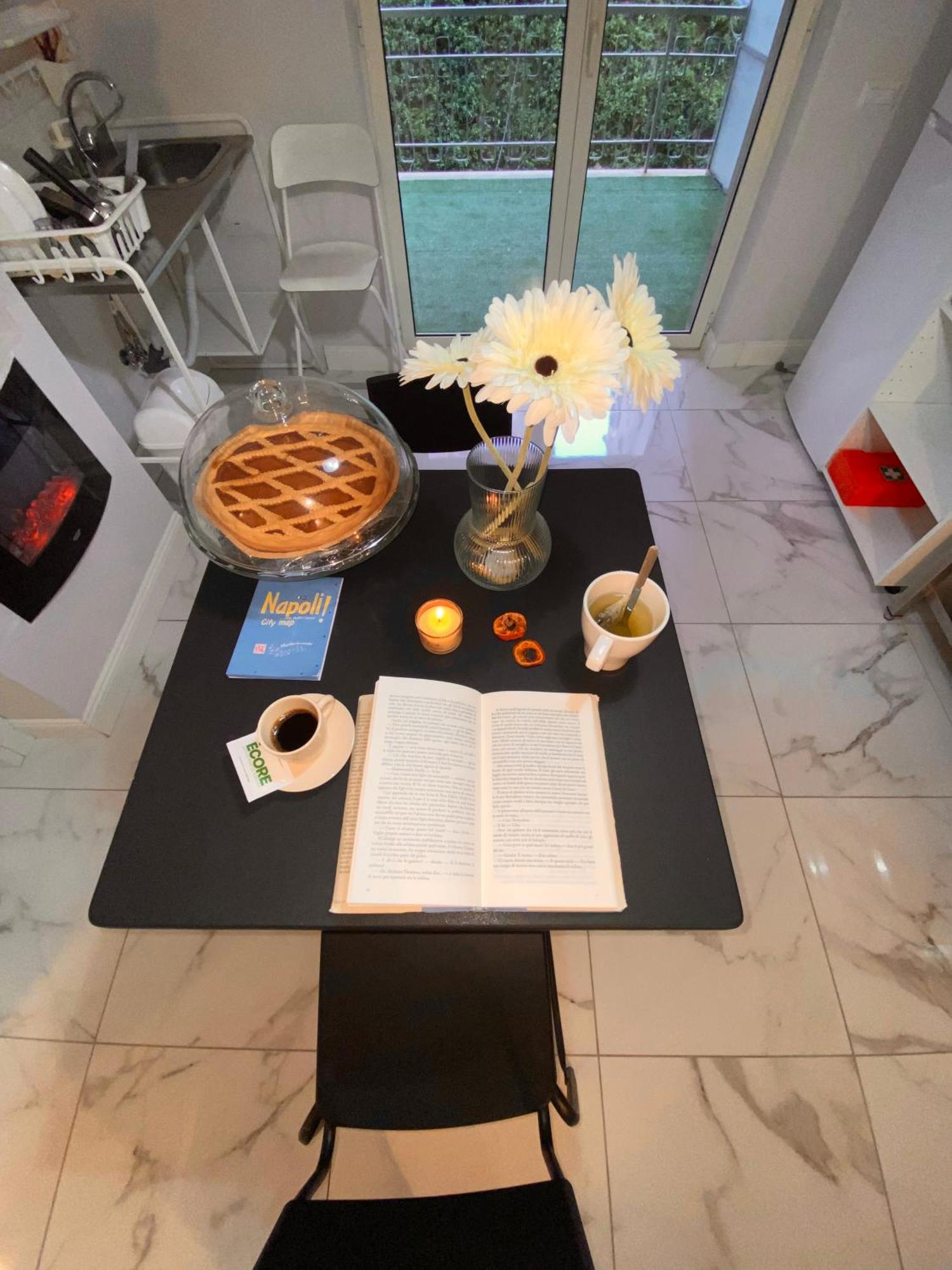 La Dimora Di Marti " Vicino Al Centro Storico Di Napoli" Bed & Breakfast エクステリア 写真
