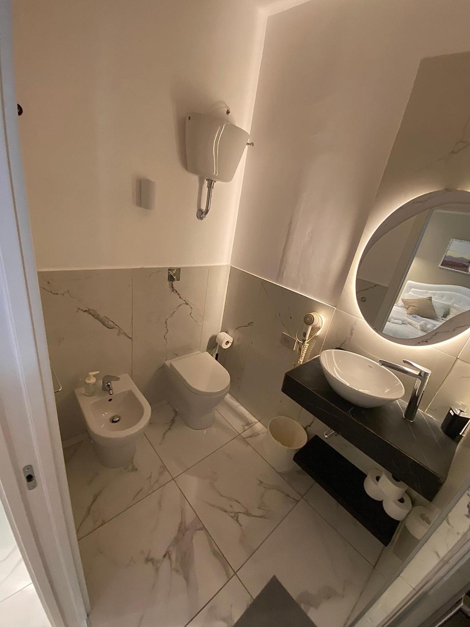 La Dimora Di Marti " Vicino Al Centro Storico Di Napoli" Bed & Breakfast エクステリア 写真