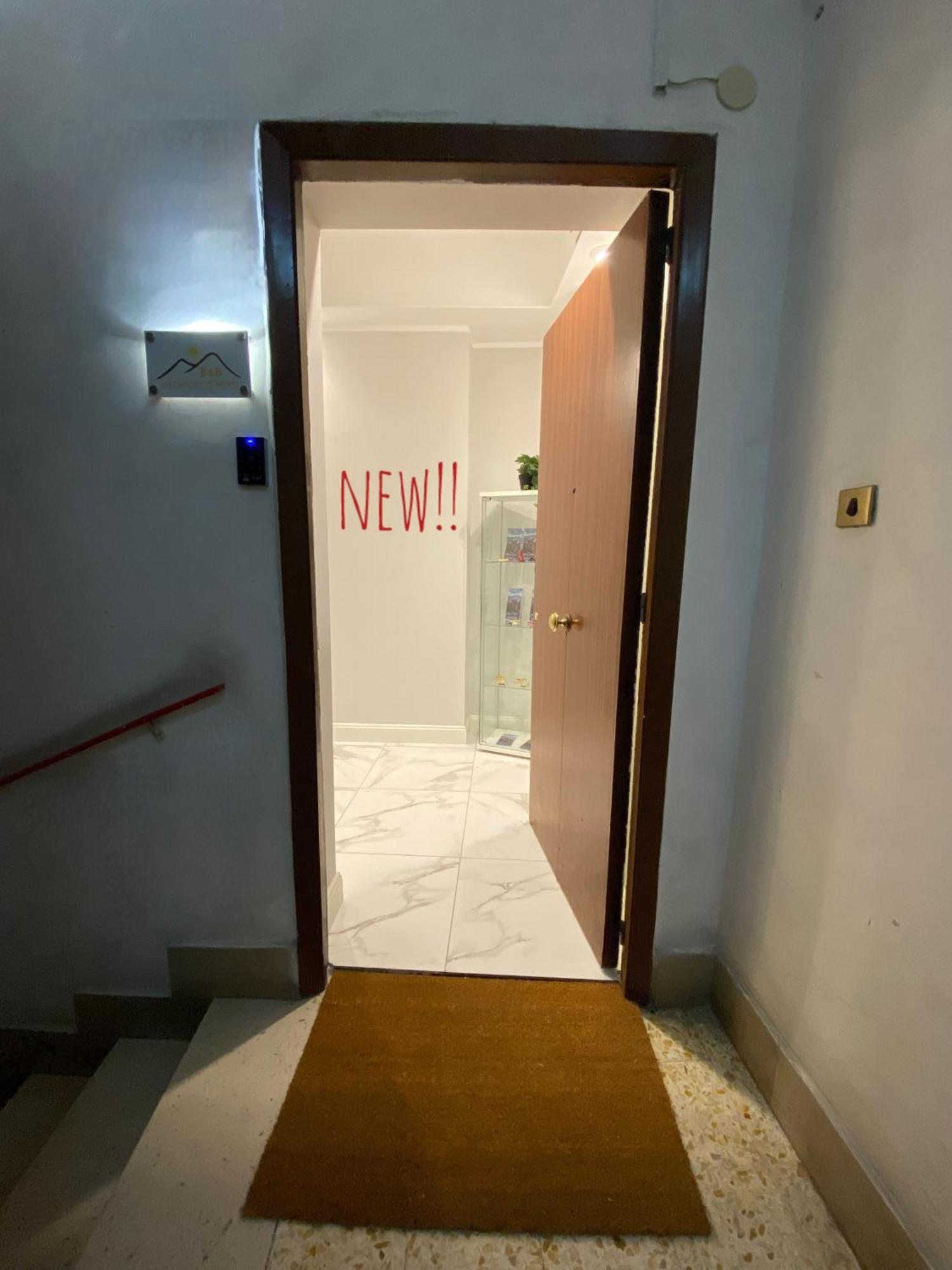La Dimora Di Marti " Vicino Al Centro Storico Di Napoli" Bed & Breakfast エクステリア 写真